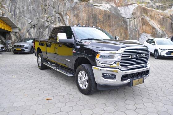 RAM 2500 6.7 I6 TURBO DIESEL LARAMIE CD 4X4 AUTOMÁTICO